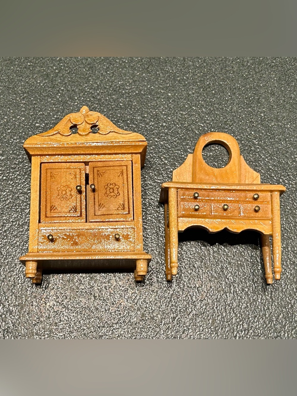 Wooden Handmade Doll House Furniture ~ 7 Piece Set